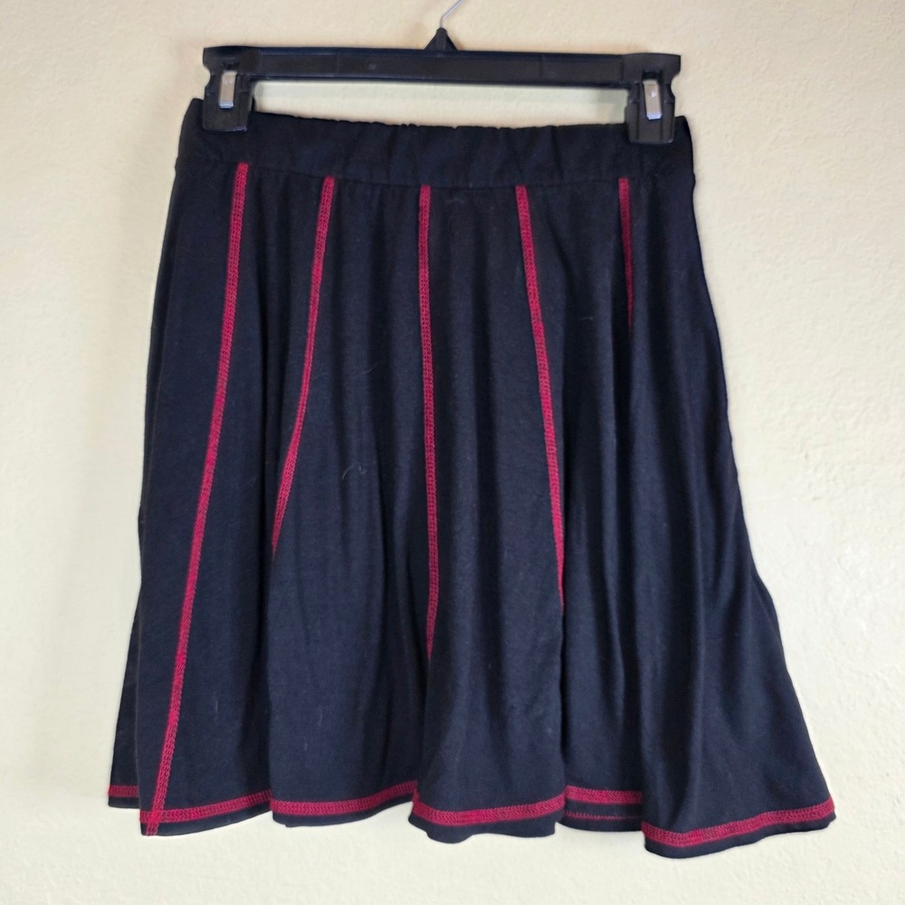 Hot Topic Black Red Stitch Flared Skirt Midi Size Medium Pockets goth stripe cos